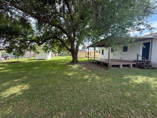 Building Photo - FOR RENT in RAYNE!