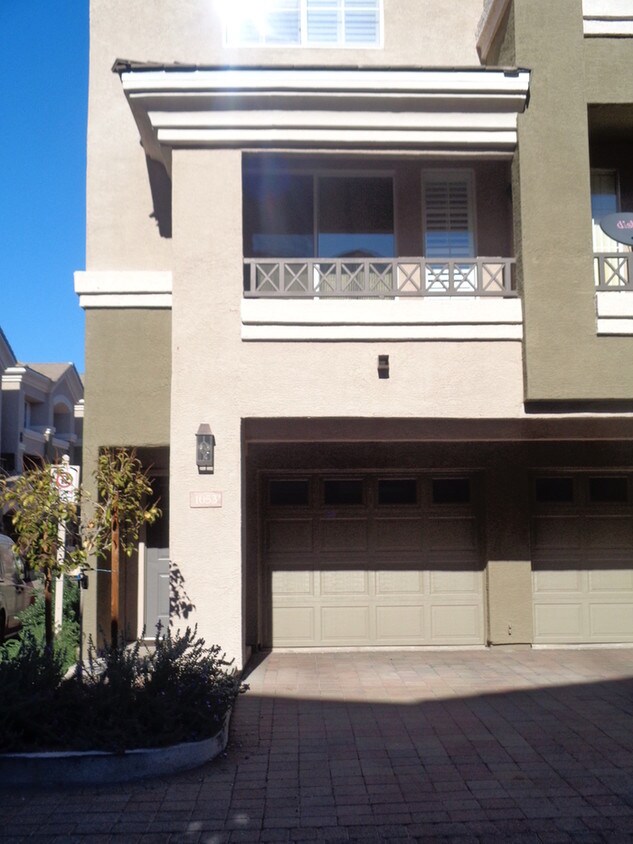 Foto principal - 4455 E Paradise Village Pkwy S