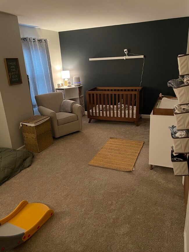 Building Photo - 206 Bell Ringer Ct