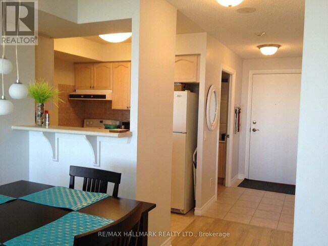Photo du bâtiment - 710 Humberwood Blvd