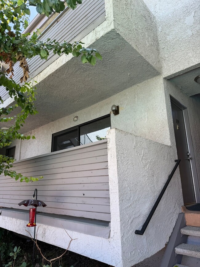 Building Photo - 8539 De Soto Ave