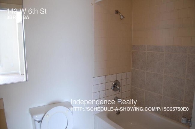Foto del edificio - 142 W 6th St
