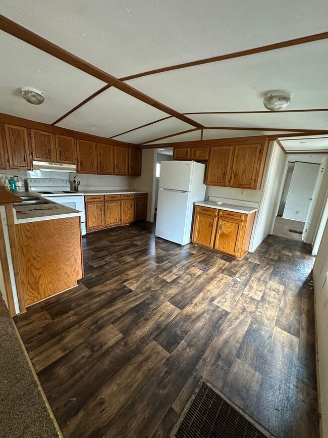 Foto del edificio - 3 bedrooms, Wagener, $950, 803-537-0185