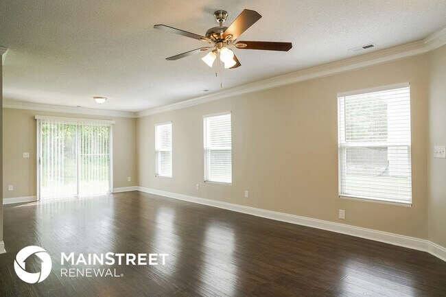 Building Photo - 11 Olivene Dr