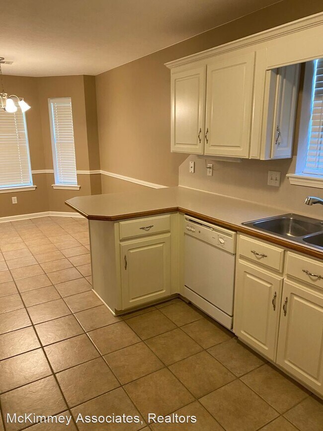 Foto del edificio - 3 br, 2 bath House - 35 Rosebud Cir