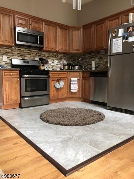 Foto del edificio - 207 Rachel Ct