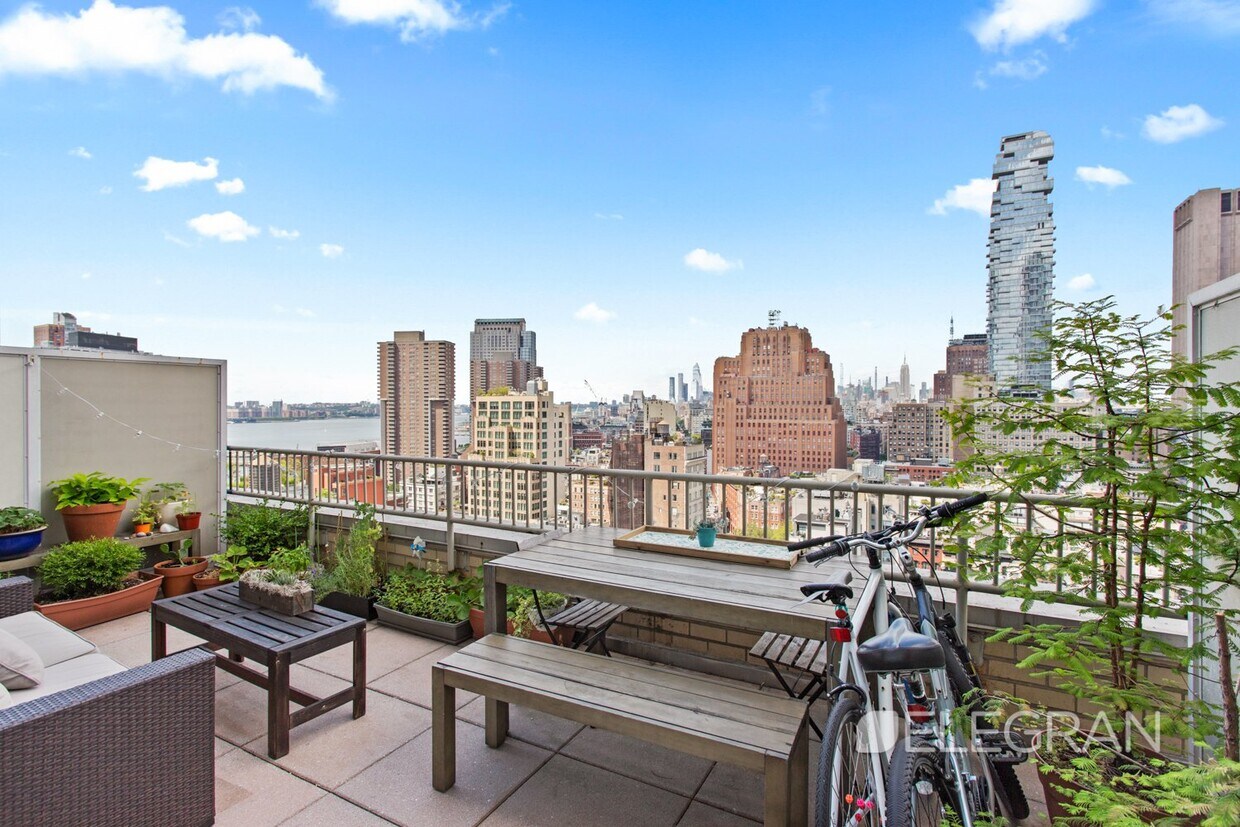 50 Murray Street Unit 1804, New York, NY 10007 Room for Rent in New York, NY