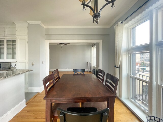 Primary Photo - 400 W Deming Pl