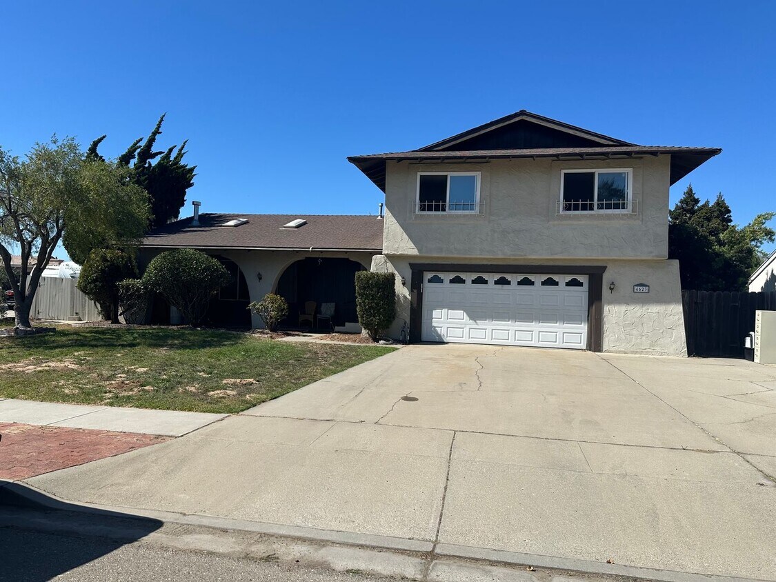Primary Photo - 4 Bedroom 2 Bath Home in Orcutt