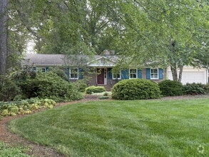 Building Photo - 421 Blairmore Dr