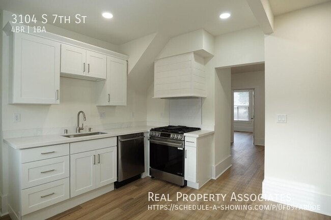 Building Photo - 3104 S 7th St