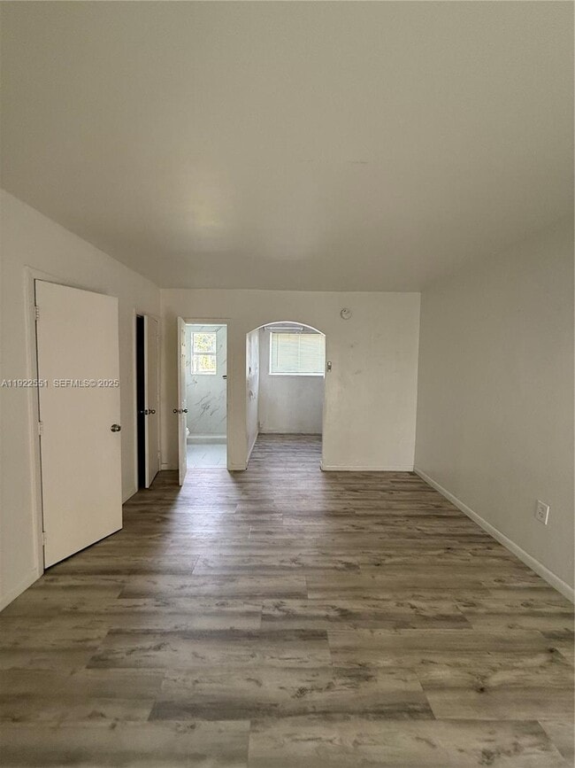 Building Photo - 5305 Biscayne Blvd