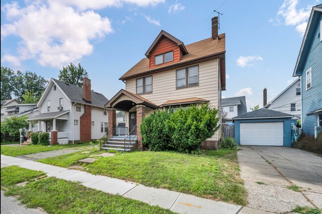 Foto del edificio - 12721 Barrington Ave
