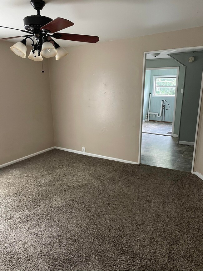 Living room - 120 Holly St