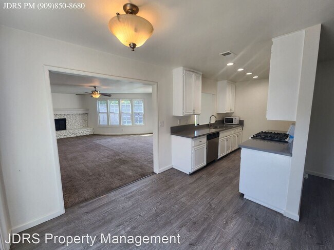 Building Photo - 4 br, 2 bath House - 7750 Kinlock Avenue