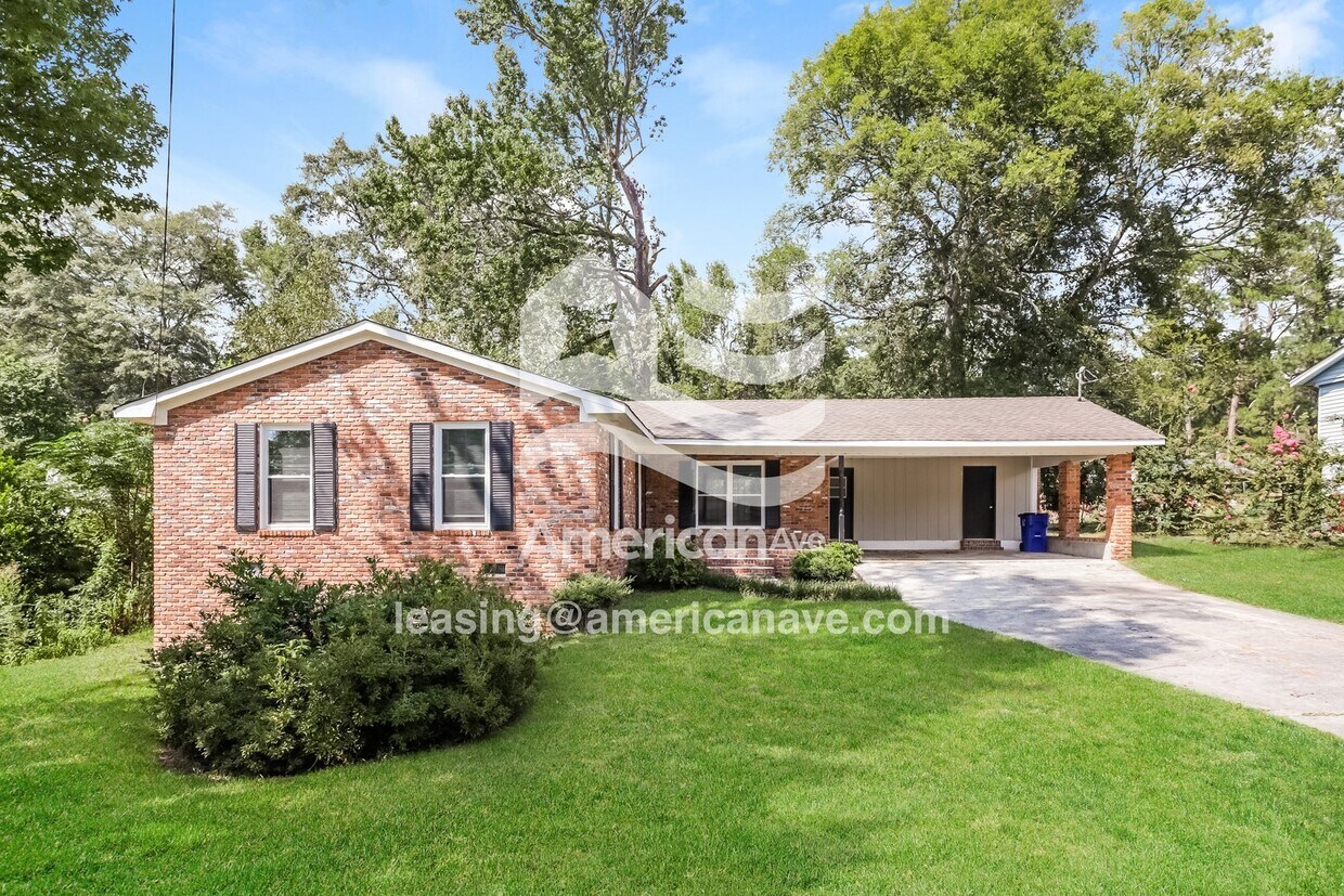 Primary Photo - 2557 Saratoga Dr