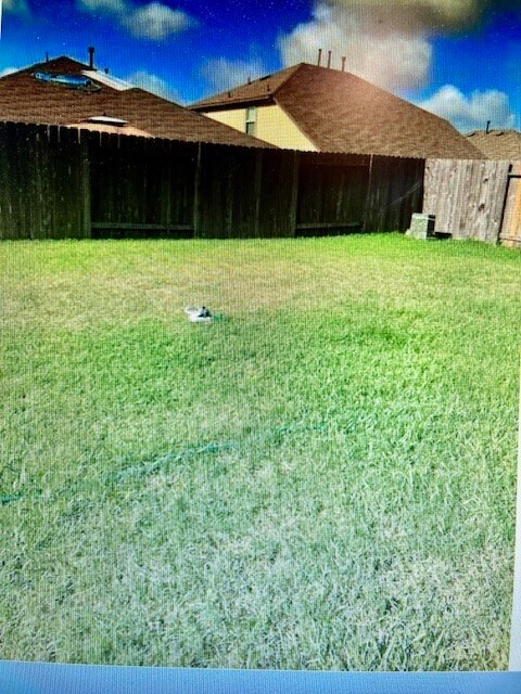 Building Photo - 29223 Dunns Creek Ct