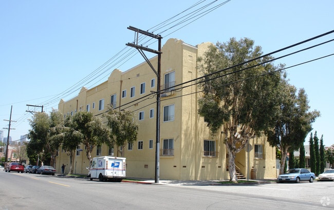 Building Photo - Mid Town Apartments