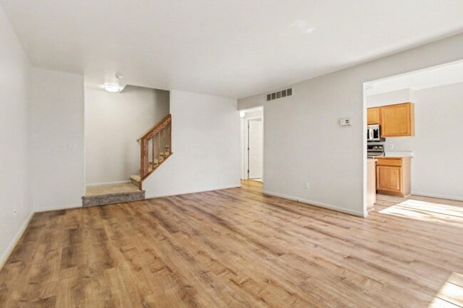 Photo - 125 Commons Cir Apartment