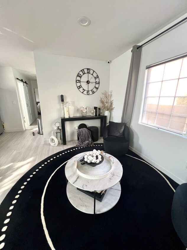 Living Room - 527 W Colden Ave (Los Angeles, CA)