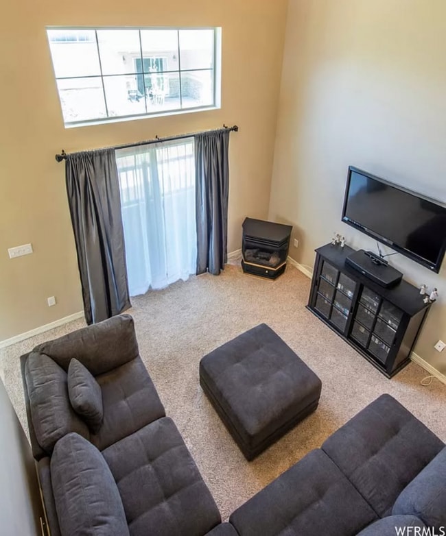 Building Photo - 569 E 1590 S