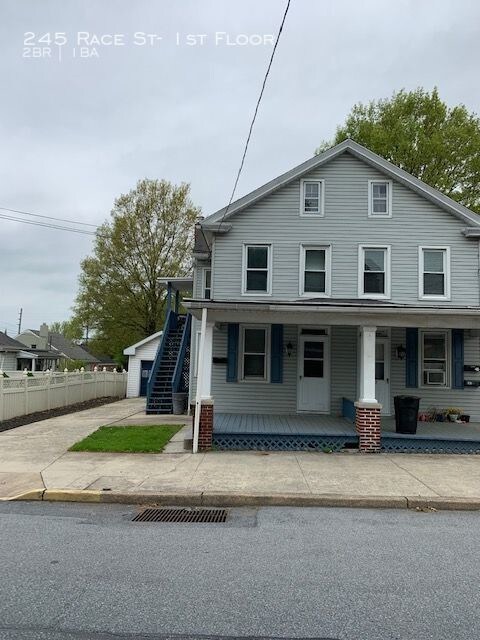 Primary Photo - 245 N Race St