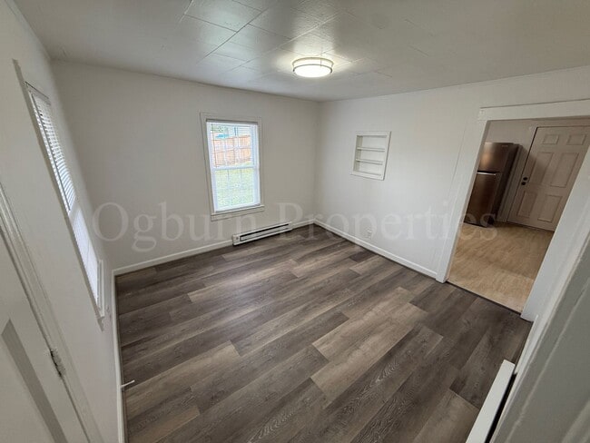Foto del edificio - 3861 Leo St