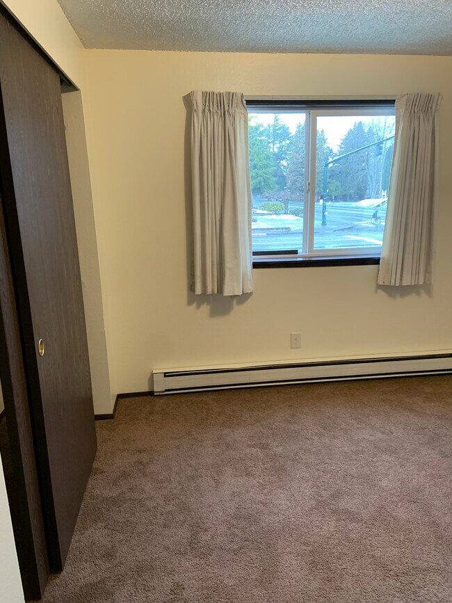 Bedroom 1 - 2716 Everett Ave