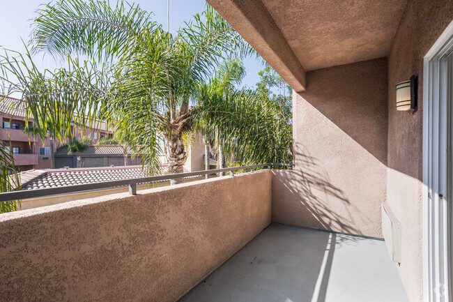 1HAB, 1BA - 652-737 ft² - 55+ Meridian at Anaheim Hills