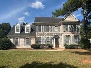 Building Photo - 135 Overlook Ct
