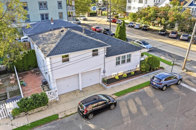 Building Photo - 140 Main Ave