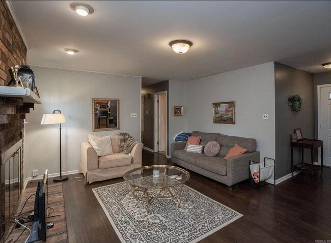 Foto del edificio - 4542 Edgemere Rd