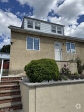 Building Photo - 55 Jackson Ave