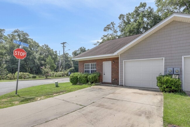 Building Photo - 1744 Corey Wood Cir
