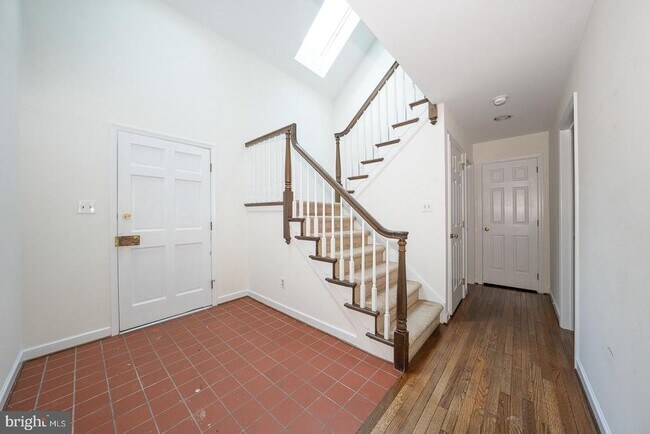 Foto del edificio - 205 Pennswood Rd