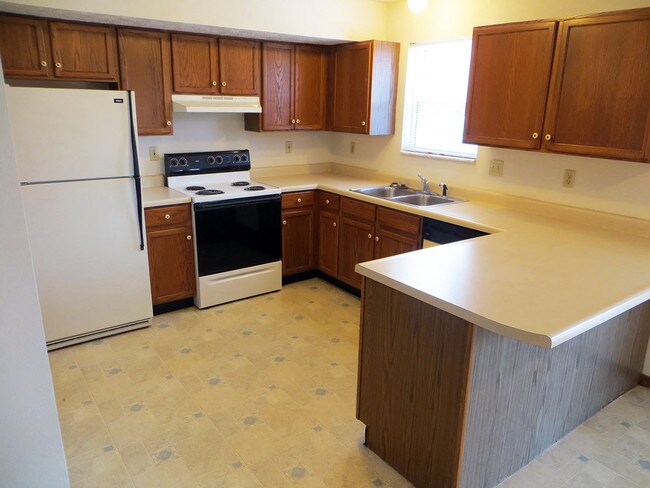 Building Photo - 2177 Tenbrink Dr