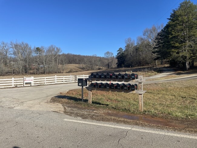 Photo - 322 Wauka Mountain Rd House