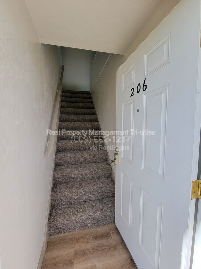 Foto del edificio - 1817 Cartmell St