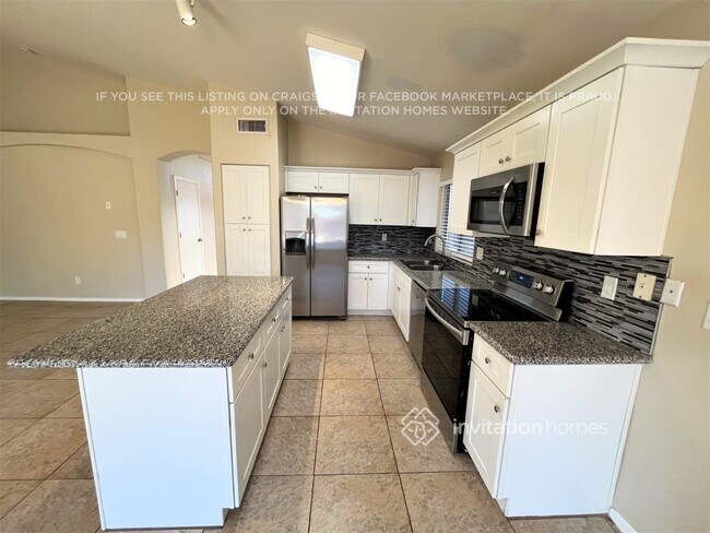 Foto del edificio - 13391 W Ironwood St