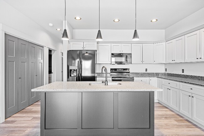 Building Photo - 205 Fletching Way