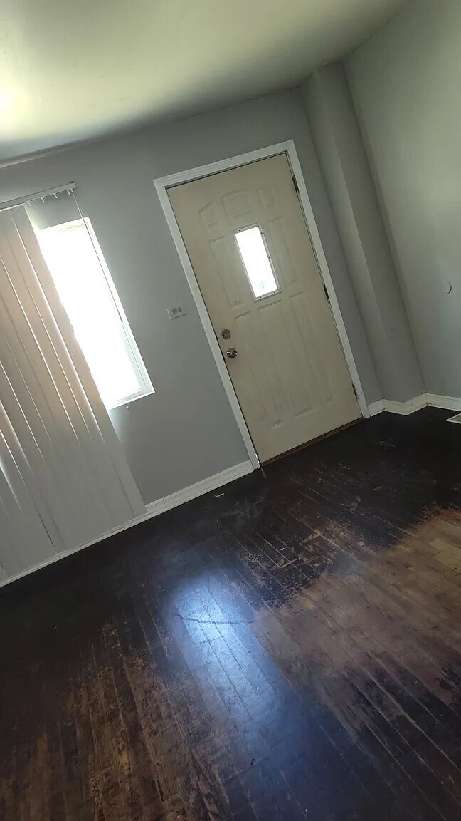 Foto del edificio - 16901 Orchard Ridge Ave