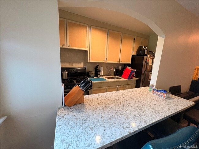 Building Photo - 25 Elizabeth St