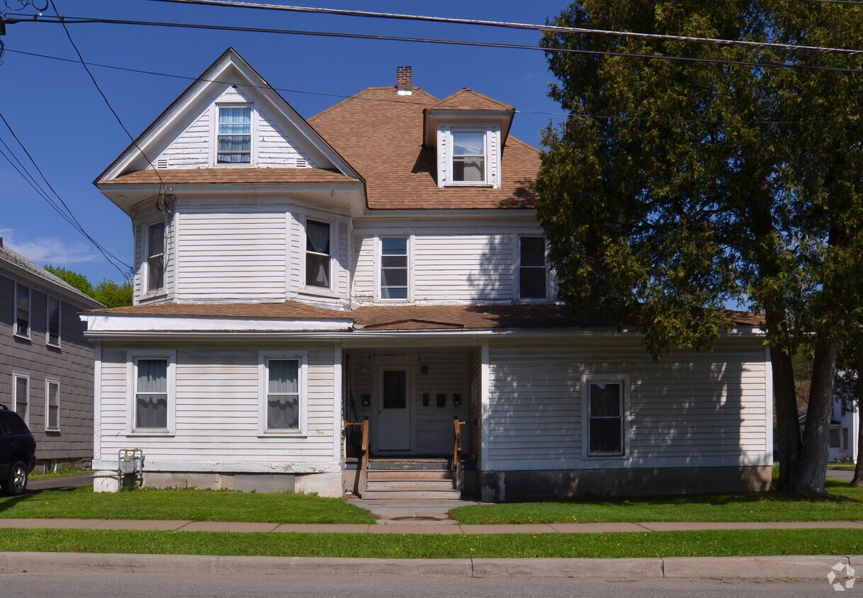 Primary Photo - 2 East St