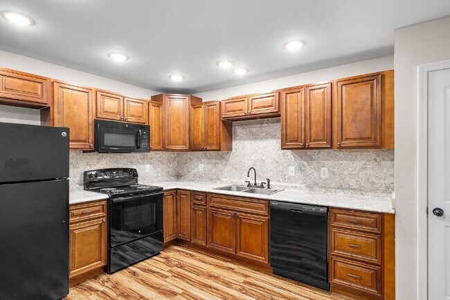 Foto del edificio - 1709 Evans Rd