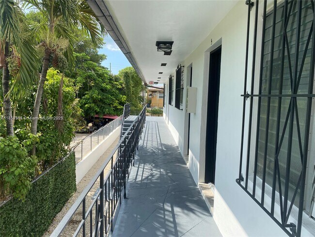 Foto del edificio - 1168 SW 3rd St