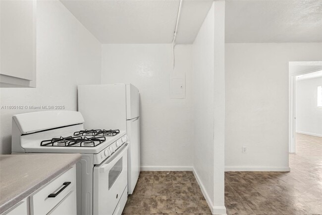 Foto del edificio - 126 SW 18th Ave
