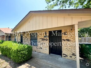 Building Photo - 128 Lance Dr