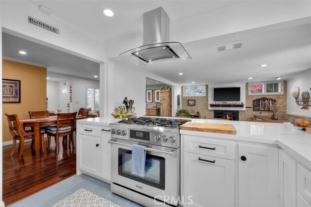 Building Photo - 5345 W 140th St
