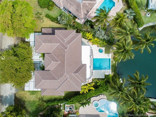 Foto del edificio - 13055 SW 57th Ave