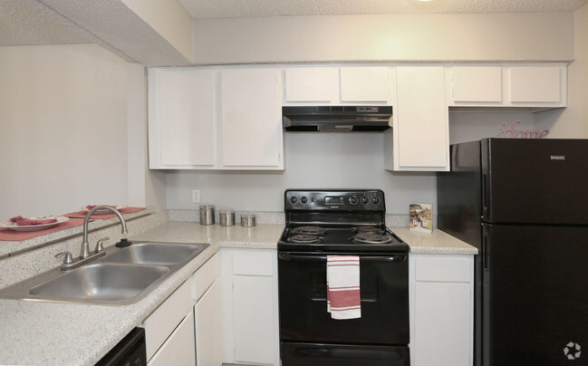 1Bd/1Bath - Woodview